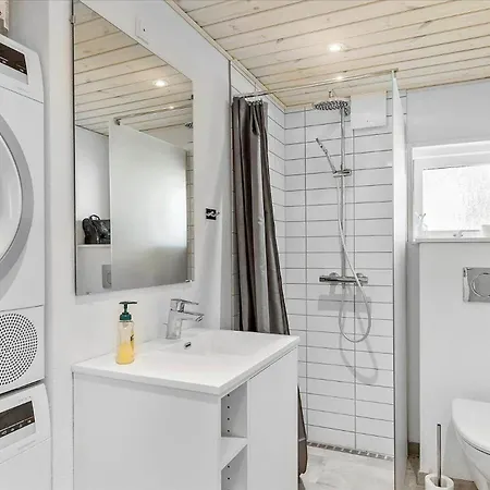 Holiday home Bl1417-blokhus-frederiksensvej-16 *